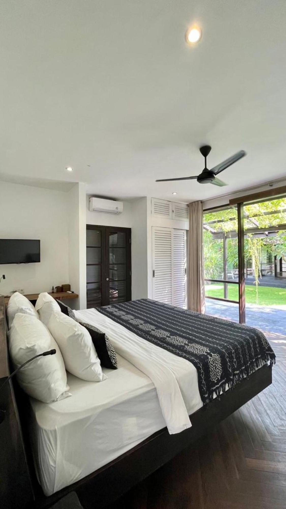 Holiday Beautiful Villa 4 Bedroom Garden View Canggu Extérieur photo